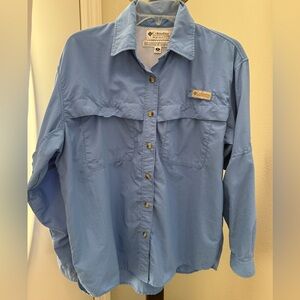 Columbia Light Blue UPF 30+ Shirt Women's Medium